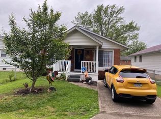 2049 Wilson Ave, Saint Albans, WV 25177