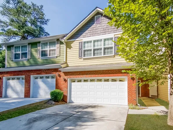 899 Ivydale Ln, Lawrenceville, GA 30045