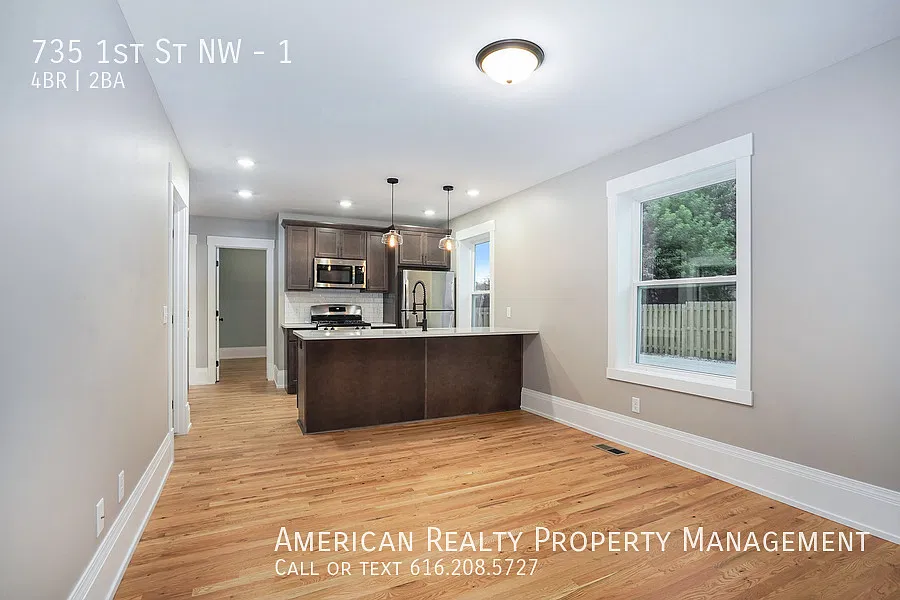 4 bed, 1350 sqft, $2,600 — Photo 3