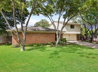924 Cherry Laurel Ln, Arlington, TX 76012