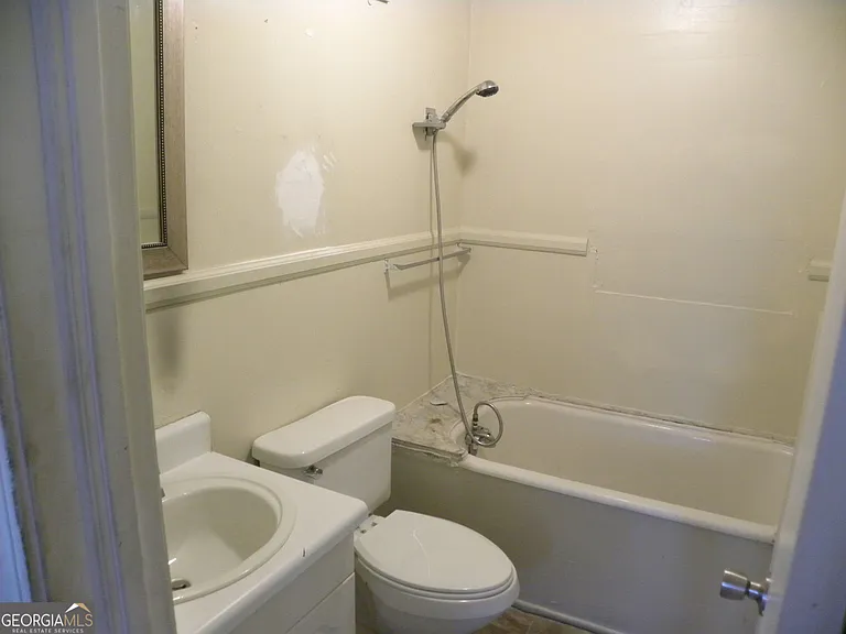 113 Maple St — Photo 5