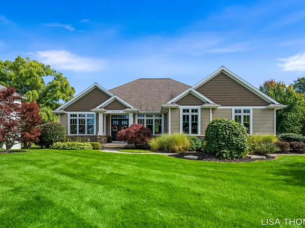 5828 16th Ave, Hudsonville, MI 49426