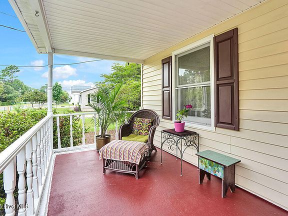 3rd image of 4809 Franklin Avenue