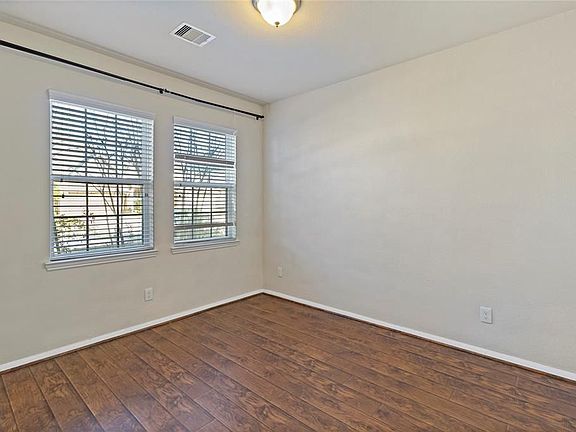 4th image of 14271 Pointa Vera Dr