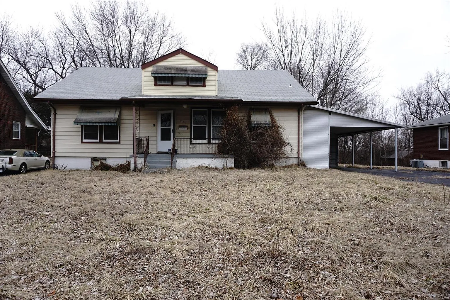 7035 Florence Pl photo 1
