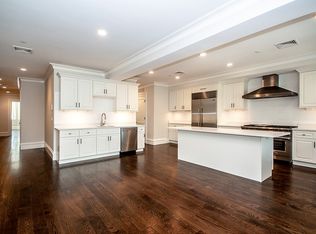 11 Alton Pl #5, Brookline, MA 02446