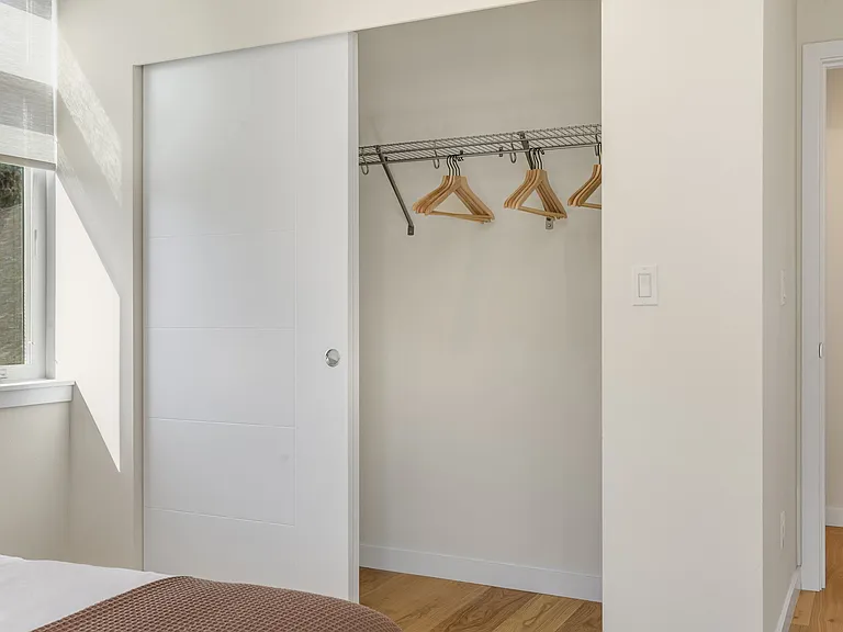3411 15th Ave S — Photo 26