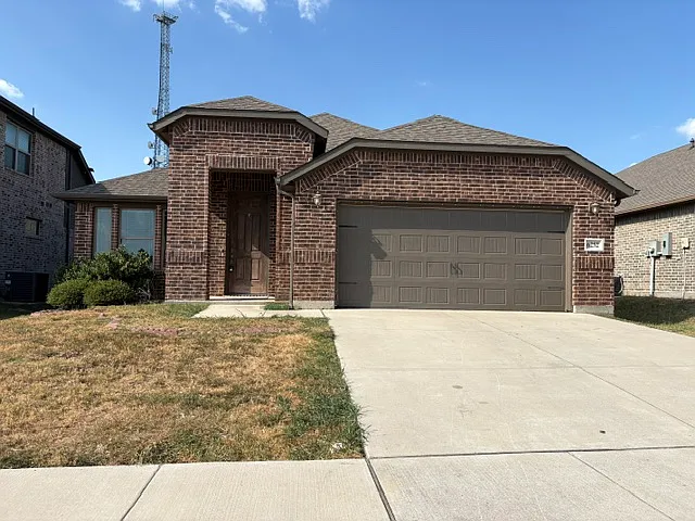 3 bed, 1500 sqft, $2,050 — Photo 1