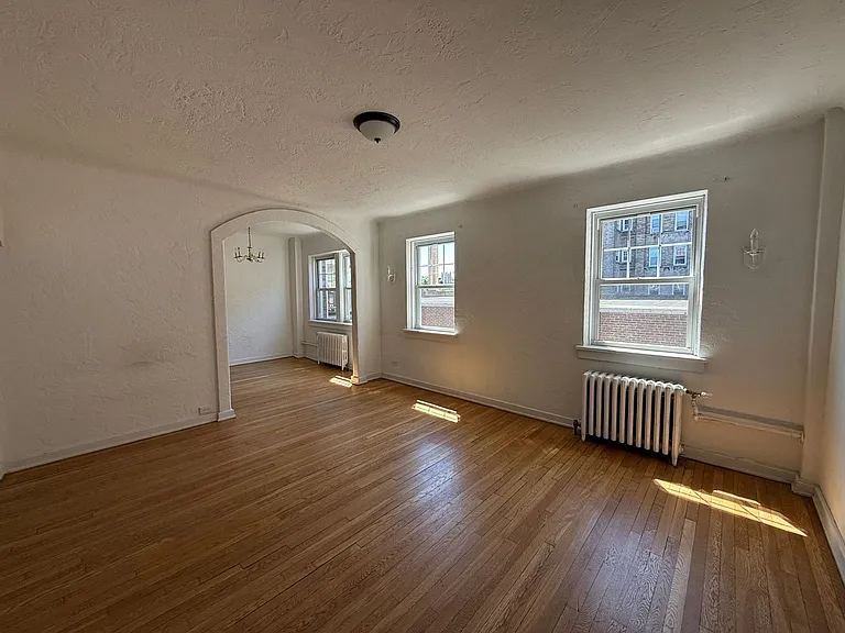 King Edward Annex Apartments — Photo 52