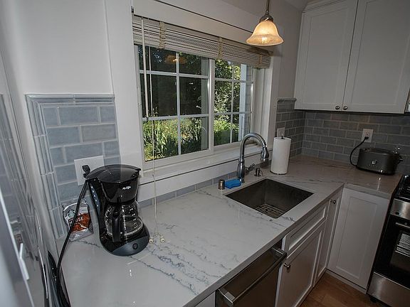 5th image of 116 Oconnor St #1