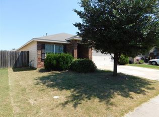 536 Hidden Dale Dr, Fort Worth, TX 76140