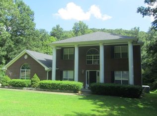 110 Cove Creek Rd, Florence, AL 35634