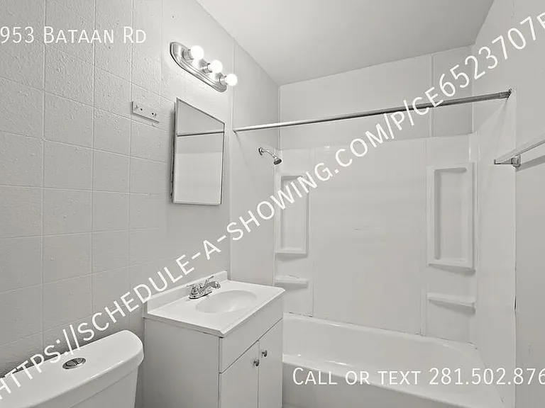 4953 Bataan Rd — Photo 9