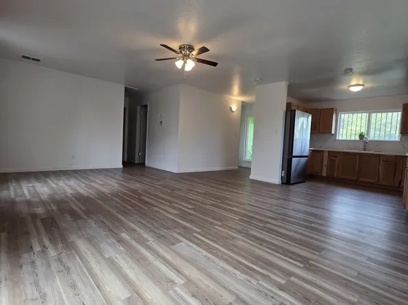 7238 Sharkon Ln, Stockton, CA 95210