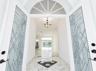 12157 NW 9th Dr, Pompano Beach, FL 33071