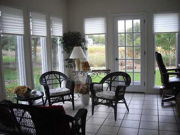 5th image of 759 Cedarvale Dr