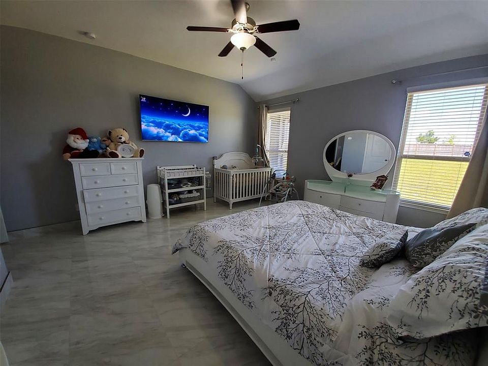 1st image of 4802 Tuscany Farm Dr