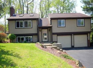 2194 Morning Wind Cir, Bridgeville, PA 15017
