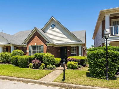 322 Fountain River Dr, Memphis, TN, 38120