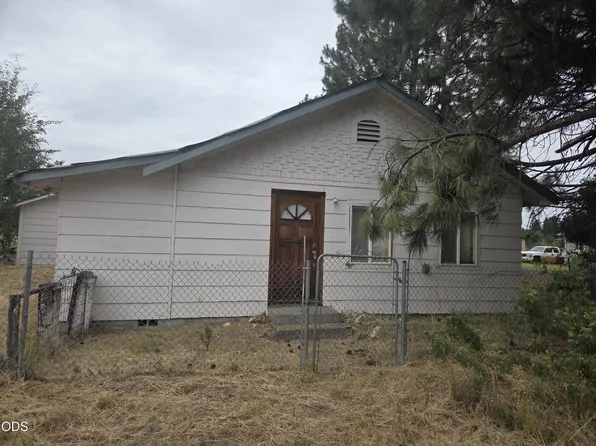 404 S 1st Ave, Chiloquin, OR 97624