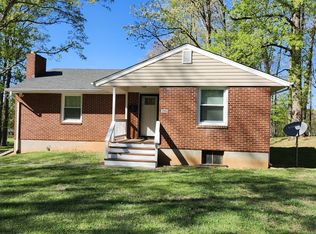 290 Oak Grove Dr, Madison Heights, VA 24572