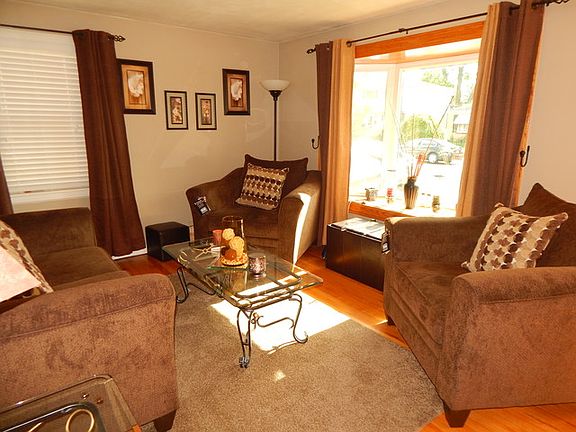 3rd image of 3505 Lonnquist Dr