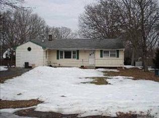 511 Southport St, Ronkonkoma, NY 11779