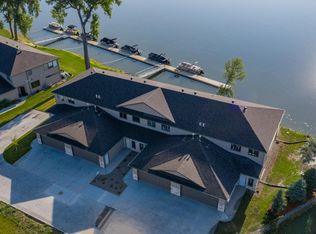 3022 Marina Rd SE, Mandan, ND 58554