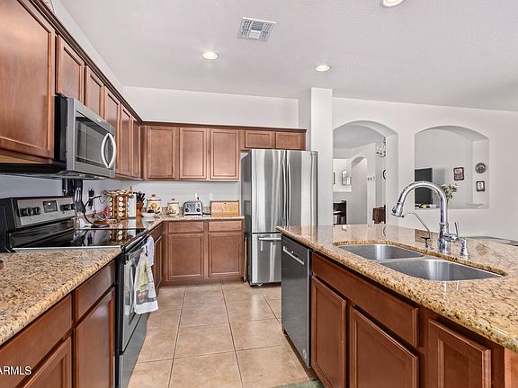 5th image of 15708 N 182ND Avenue