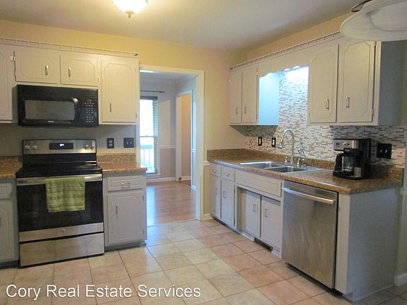 5th image of 2172 Amadeus Dr