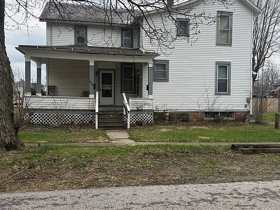 2nd image of 829 Prospect St