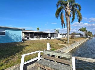 3814 Sunray Dr, Holiday, FL 34691