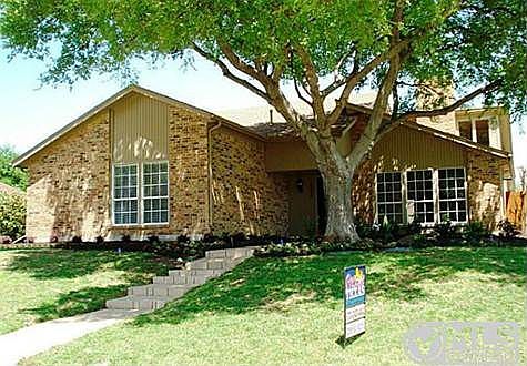 1st image of 2055 Oakbluff Dr