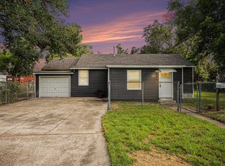 812 7th Ave N, Texas City, TX 77590