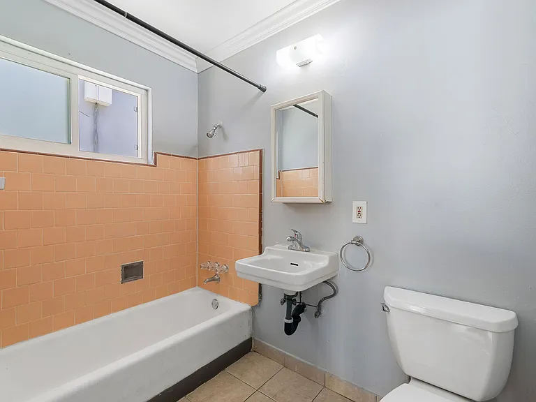 325 E William St #6 — Photo 7