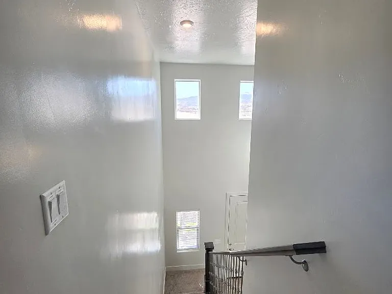 528 S Riverbed Dr — Photo 33