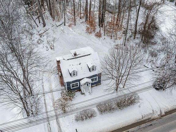 5th image of 189 Highland Street