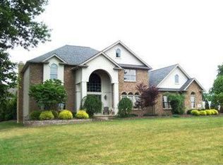 7651 Mulberry Walk, Poland, OH 44514