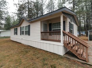 4086 Meadowlark Ln, Loon Lake, WA 99148