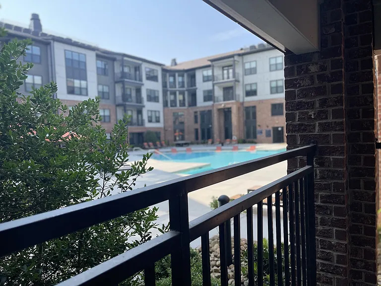 The Kirkwood Apartments at Edgewood — Photo 111