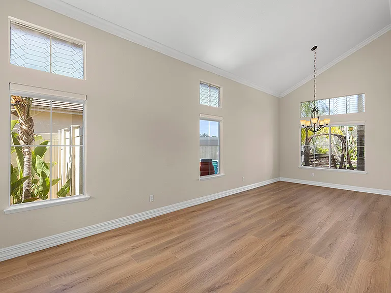 12304 Dormouse Rd — Photo 10