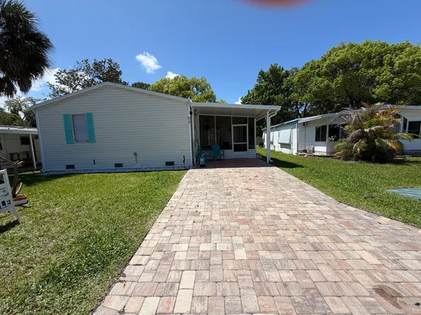 60 Windward Ct #60, Pt Orange, FL 32127