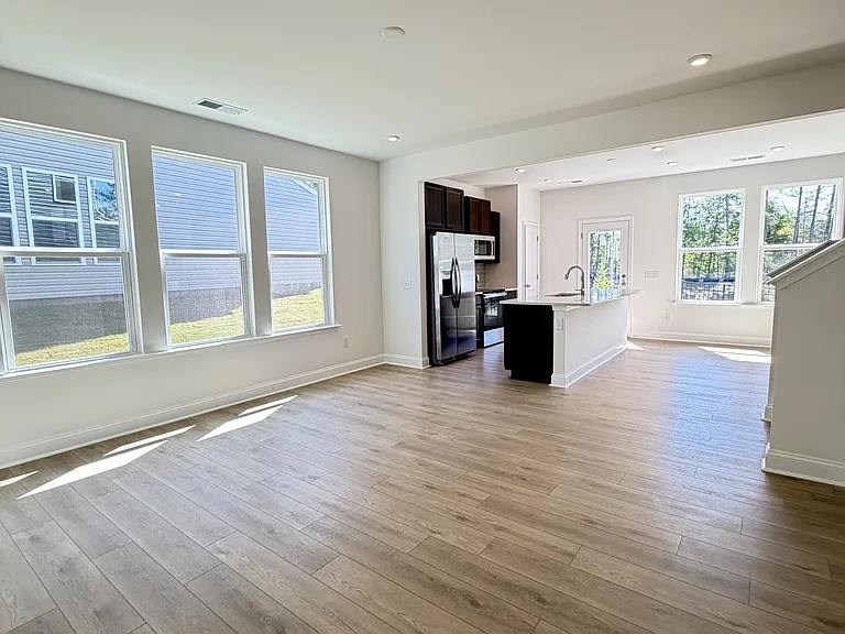 7635 Ethora Way — Photo 6
