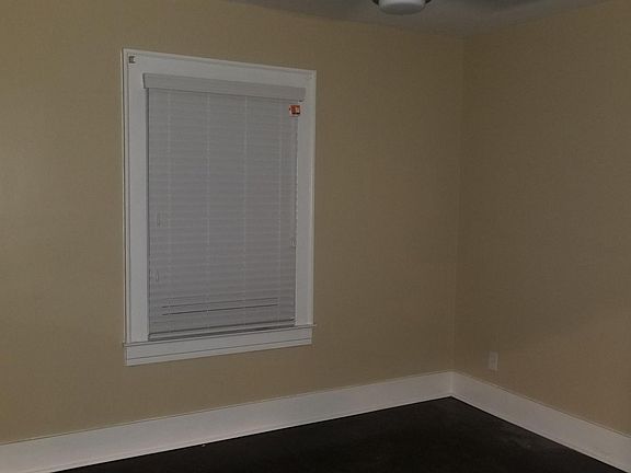 4th image of 2401 Sherry Rd APT 1