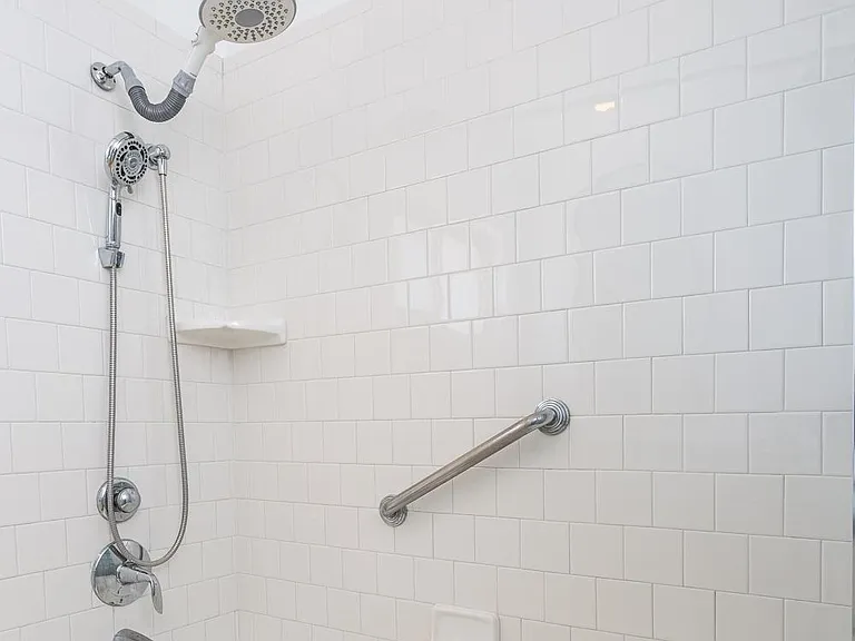 1057 E Appleton St #1 — Photo 18