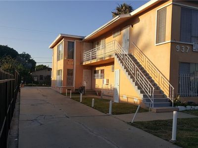 937 E 92nd St APT 4, Los Angeles, CA, 90002