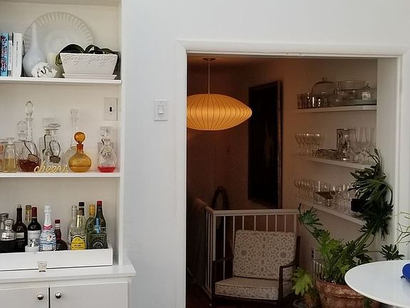 3rd image of 259 W 15th St APT 4D