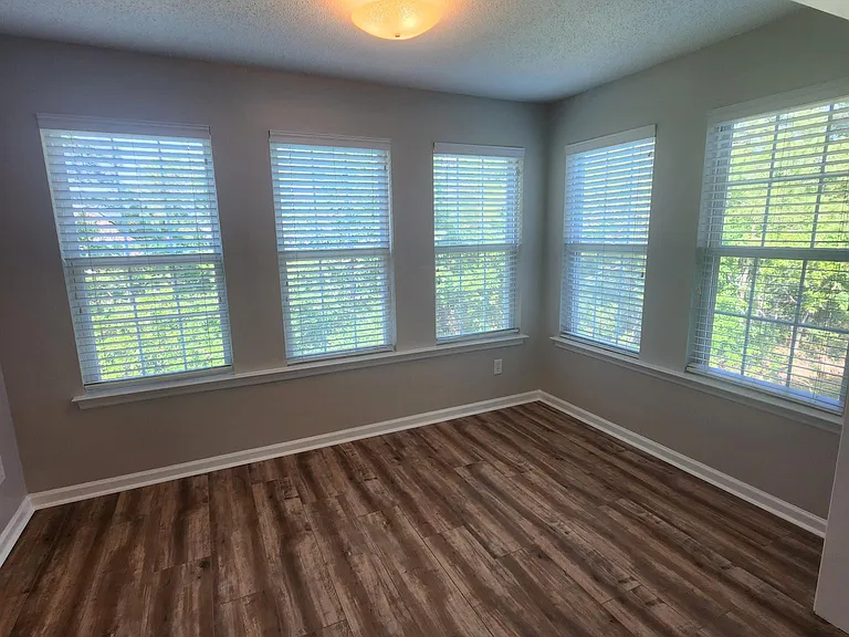 8549 Hopkins Cir #H — Photo 8