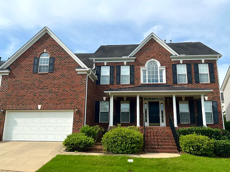 4 Creedmoor Dr — Photo 1