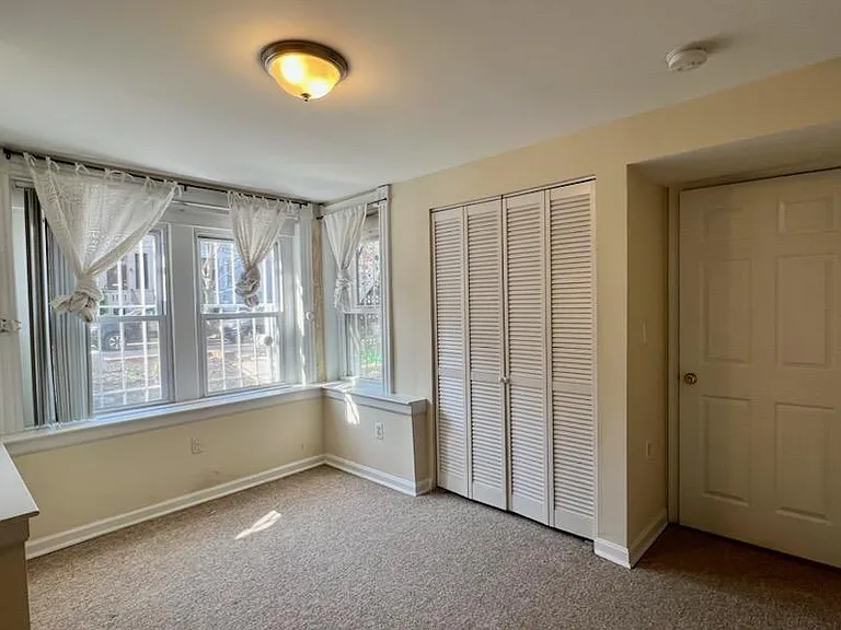 25 R St NW #BASEMENT — Photo 7